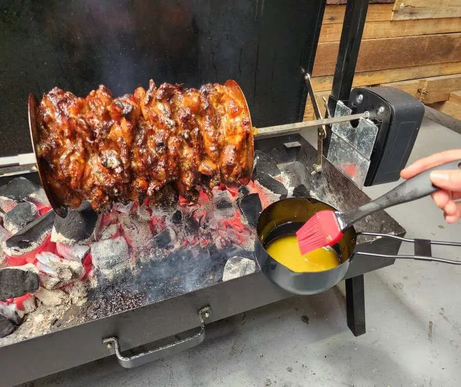 BBQ Sauce Pot with Basting Brush