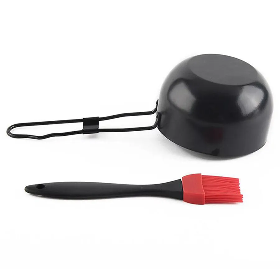 BBQ Sauce Pot with Basting Brush