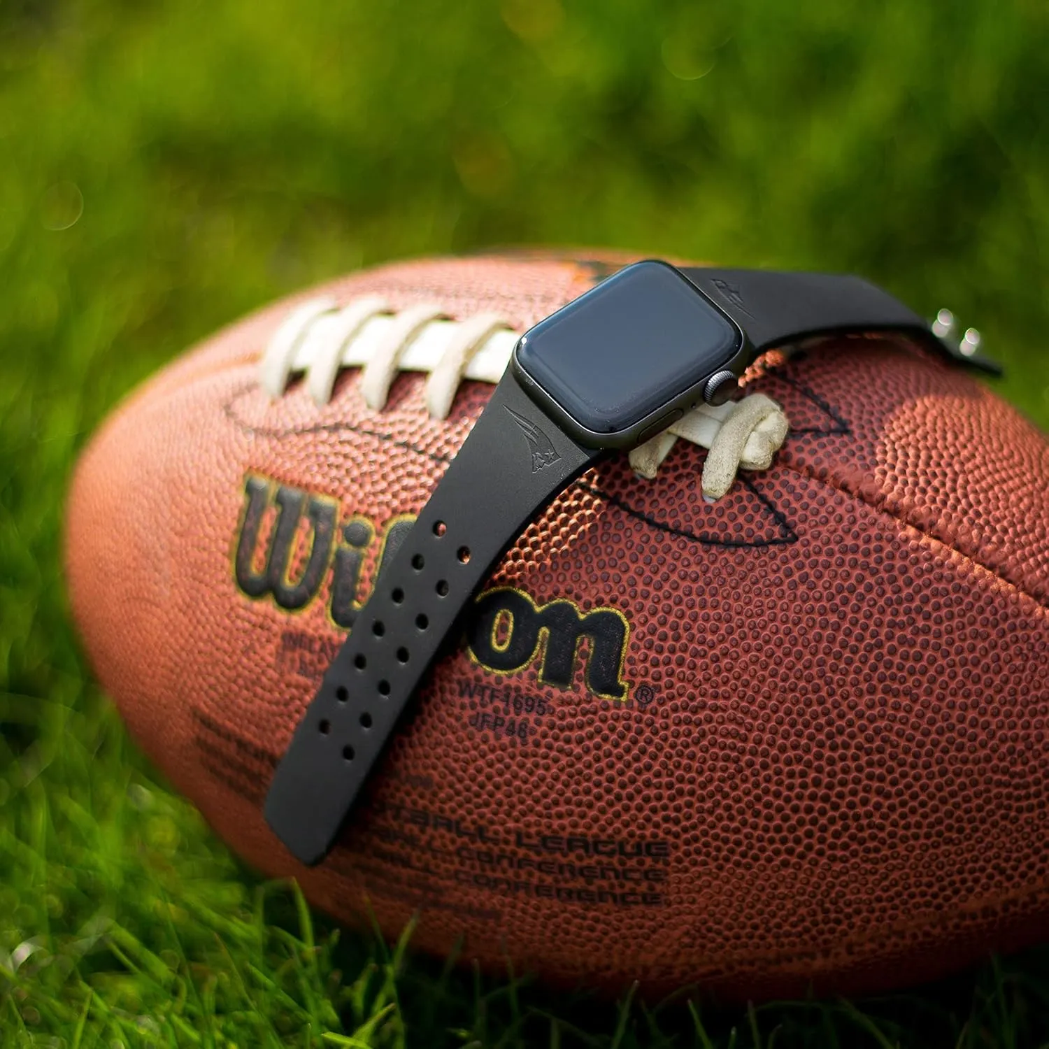 Game Time New England Patriots Engraved Silicone Combo Package Compatible with Apple Watch and AirPods Battery Case (42/44mm Black/Black)