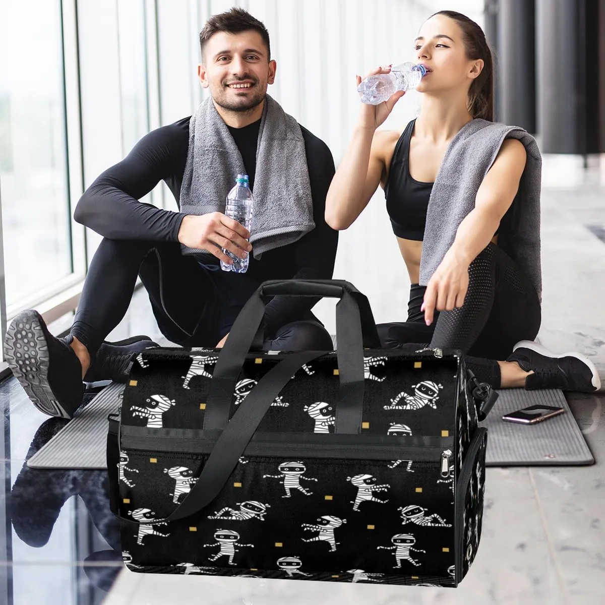 Halloween Mummy Sports Gym Bag for Women Men Travel Duffel Bag with Wet Pocket & Shoes Compartment Waterproof Weekender Overnight Tote Carry on Bag Lightweight
