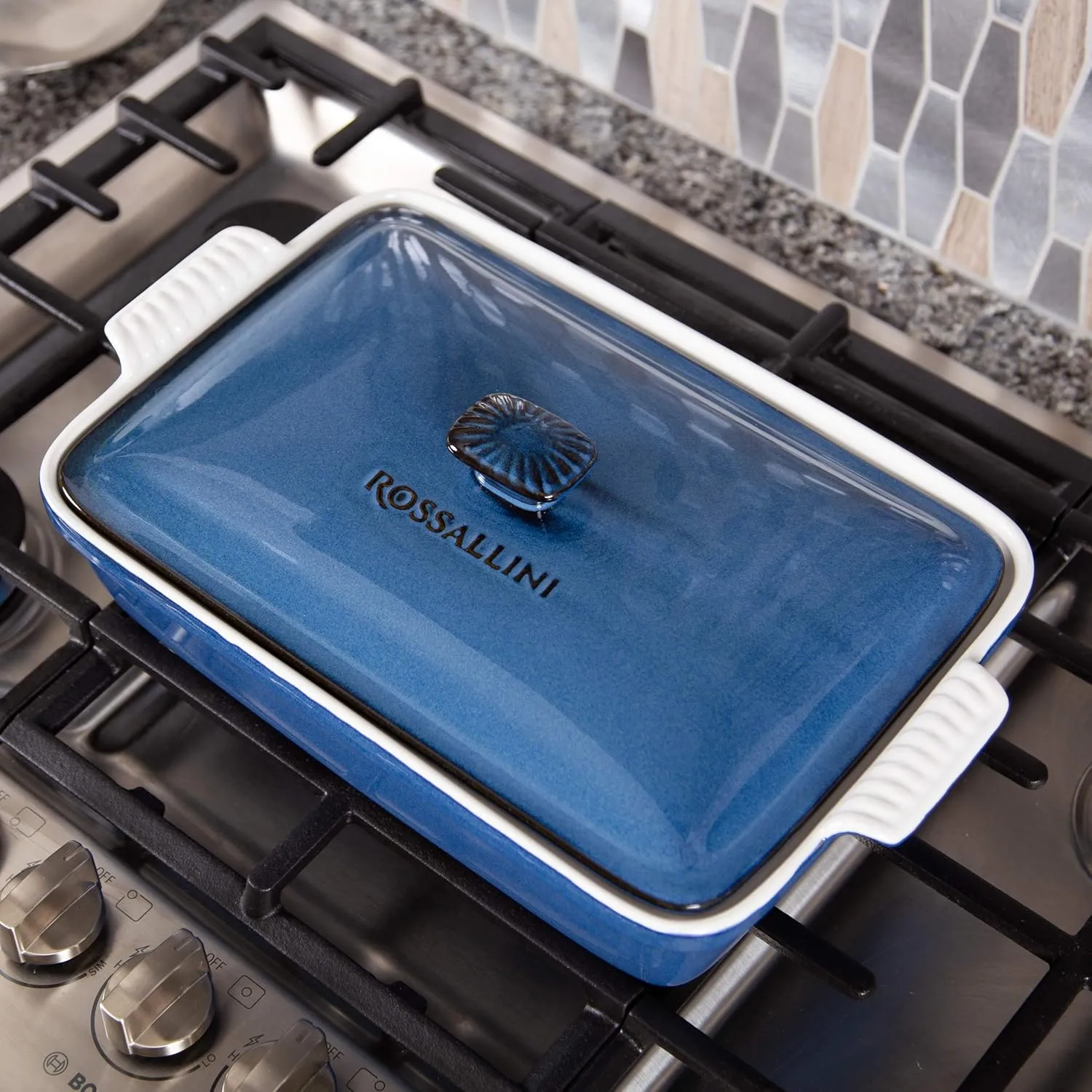 Stoneware Casserole Dish Bakeware Set with Lid, Covered Rectangular Dinnerware, Extra Large 4.23 Quart, 13 by 9 Inch, Blu Indaco [Reactive Blue]