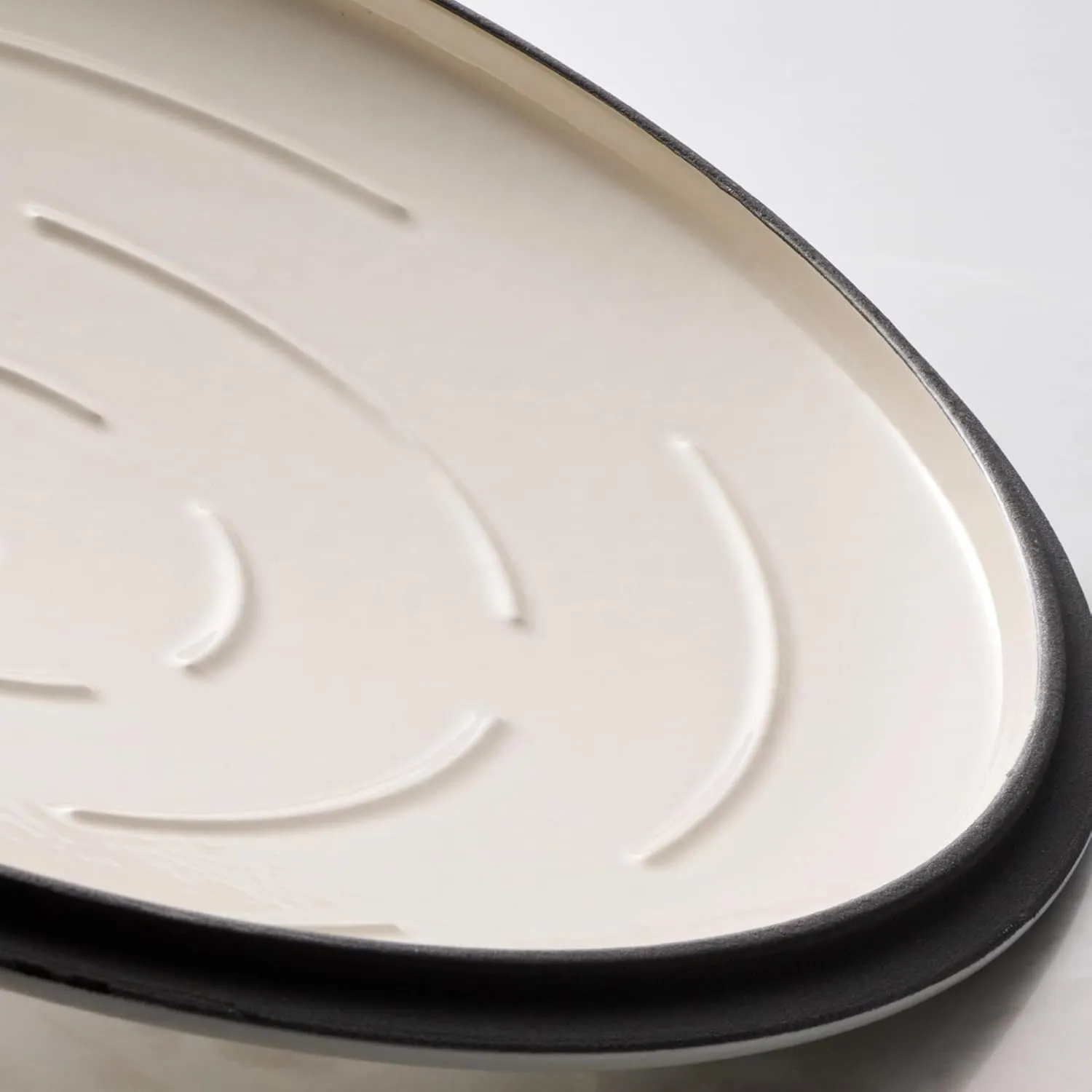 Tramontina Enameled Cast Iron Braiser Pan with Lid, 4-quart, Smoke with Gold Knob
