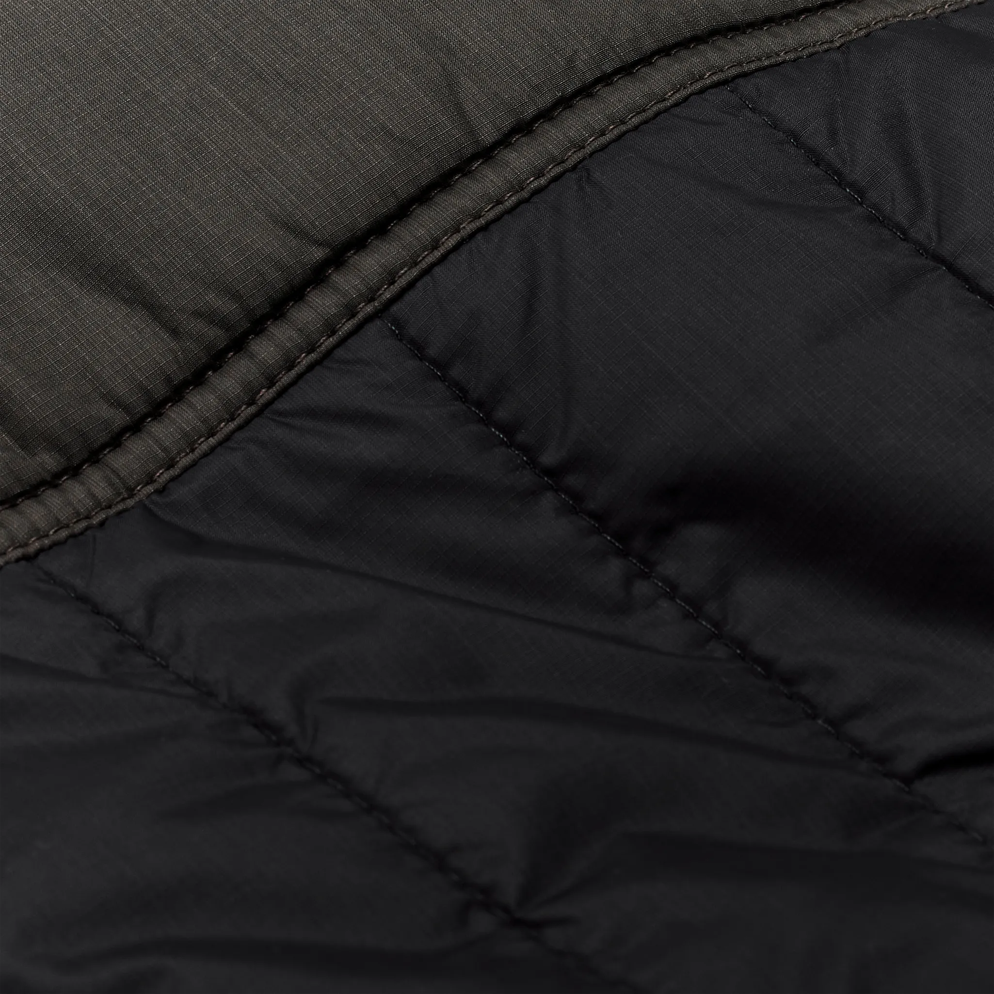 Ultralight Vest - Black / Olive Gray
