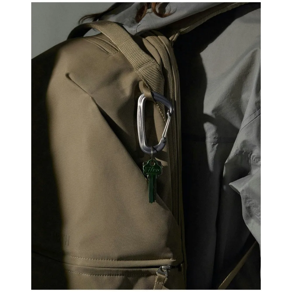 Urth Carabiner