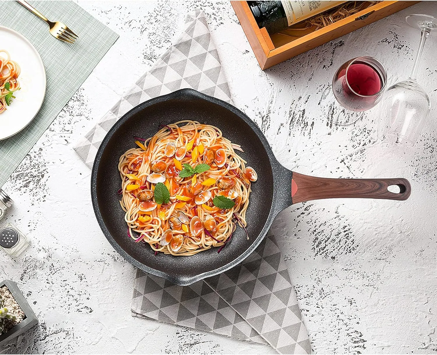 Vinchef Nonstick Deep Frying Pan Skillet with Lid, 11in/5Qt Saute Pan, German 3C  Ceramic Coating Technology, Heat Indicator, Induction Compatible